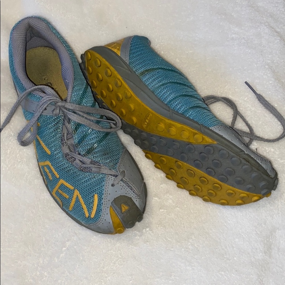 KEEN Teal and Gray Athletic Shoes